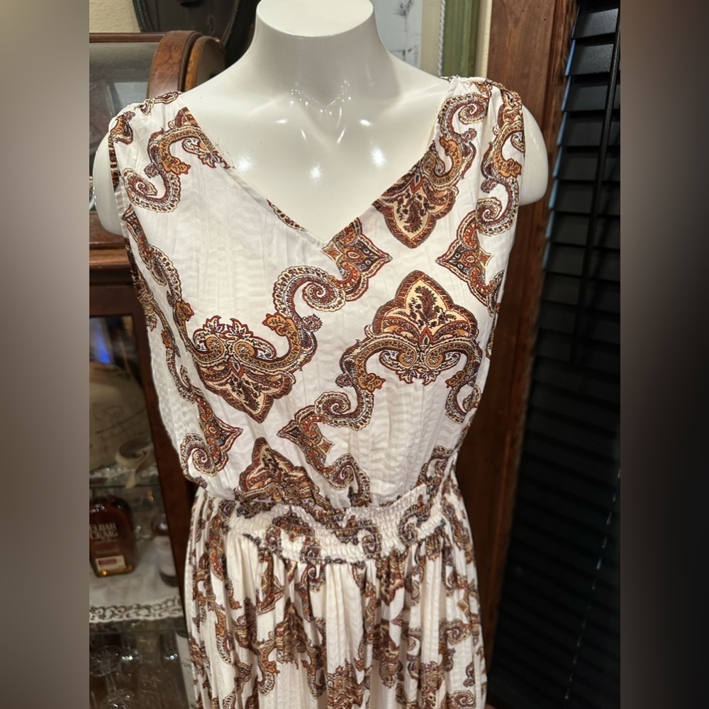 EST. 1946 Boho Paisley Maxi Dress Coastal Glam Smocked Waist V-Neck - Picture 6 of 11